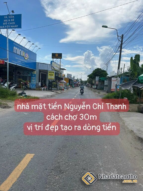 Bán nhà mặt tiền Nguyễn Chí Thanh sát chợ 30m