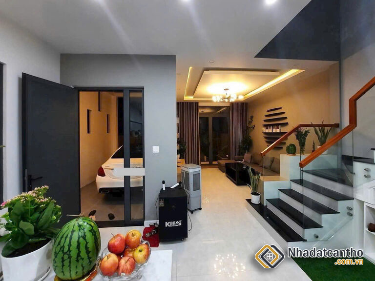 Nhà 2 lầu rộng rãi có hồ bơi đường tỉnh 925, Châu Thành, Cần Thơ - 5.89 tỷ