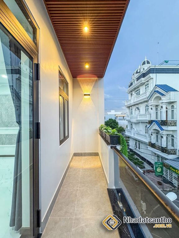 BÁN Nhà 2Lầu đúc, Mới đẹp + Full Nội Thất sang trọng (Mặt tiền - KDC 91B, vị trí đẹp)