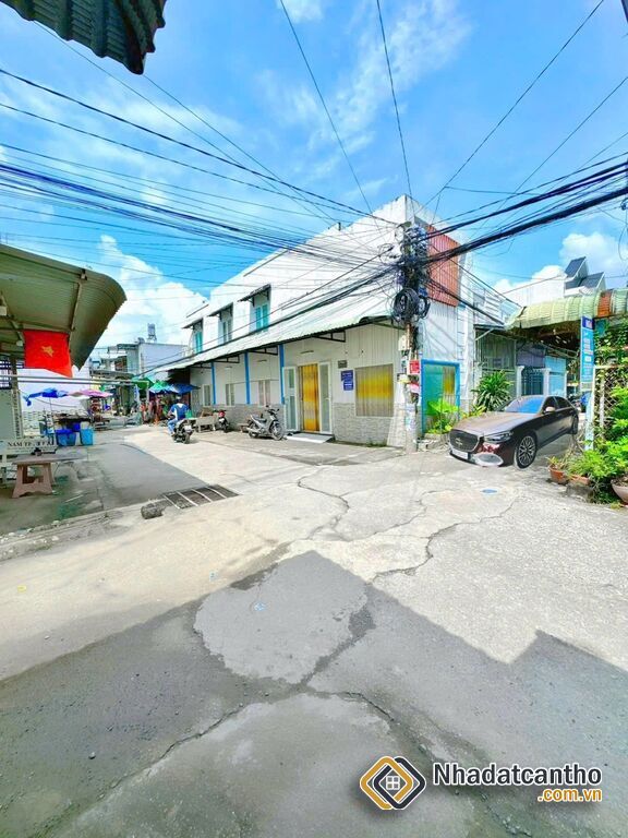 NHÀ 1T1L - GÓC 2 MẶT TIỀN Hẻm ( vừa ở & KDoanh dc). Vị trí rất sáng sủa, gần & đẹp