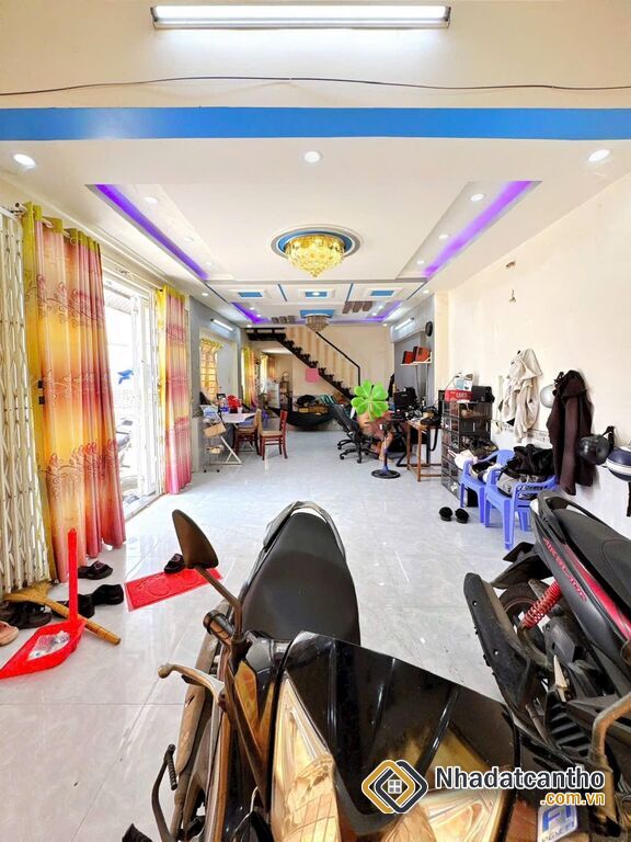 NHÀ 1T1L - GÓC 2 MẶT TIỀN Hẻm ( vừa ở & KDoanh dc). Vị trí rất sáng sủa, gần & đẹp