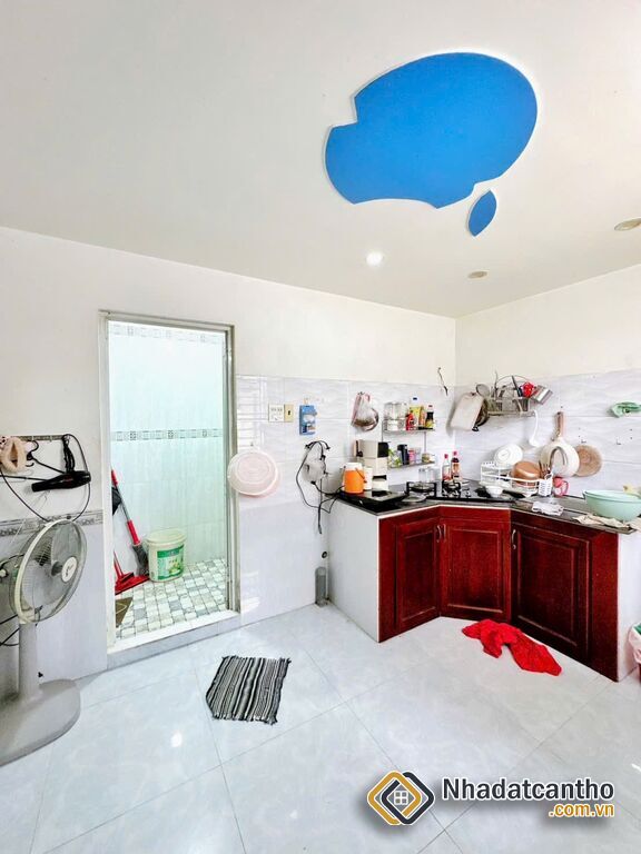 NHÀ 1T1L - GÓC 2 MẶT TIỀN Hẻm ( vừa ở & KDoanh dc). Vị trí rất sáng sủa, gần & đẹp