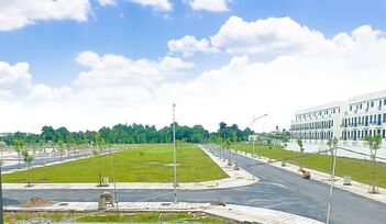 Bán gấp 2 suất đất nền đô thị ven sông đối diện tỉnh uỷ Hậu Giang