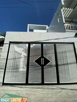 BÁN CĂN NHÀ HIỆN ĐẠI, CẢM BIẾN CAO CẤP FULL NỘI THẤT , LỘ ÔTÔ TẠI HẺM 4 MẬU THÂN, NINH KIỀU