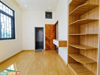 Bán Căn Nhà Trệt 2 Lầu Ngay Góc 2 Mặt Tiền Mới Đẹp Hẻm 160 Liên Tổ 12-20 Nguyễn Văn Cừ