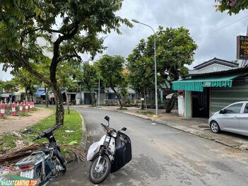 Bán nhà mặt tiền BỜ HỒ SÁNG THỔI, phường An Cư, quận Ninh Kiều, Thành Phố Cần Thơ