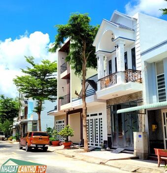 Bán nhà mới khu Tái Định Cư Long Tuyền