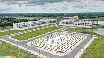 Đất nền góc nằm đối diện công viên