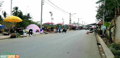 NỀN TRỤC CHÍNH CHỢ MÁI DẦM