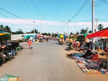 Nền trục chính chợ Mái Dầm , Hậu Giang