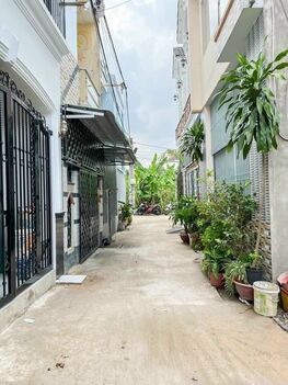 Bán căn nhà giá bao tốt bằng giá nền