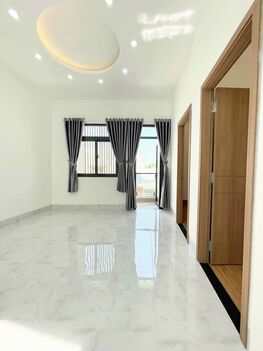 BÁN NHÀ HẺM 115 ĐƯỜNG CMT8