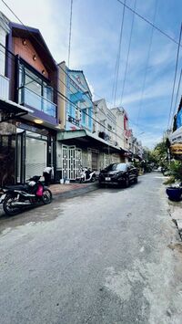 NHÀ LẦU XÂY MỚI (GIÁ RẺ NHẤT KHU) - KIẾN TRÚC TUYỆT ĐẸP - NẰM CẠNH ĐẠI HỌC Y DƯỢC CẦN THƠ.