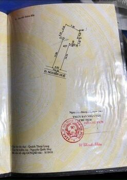 Bán nhà mặt tiền đường Nguyễn Huệ đối diện công viên 30/04 Sóc Trăng