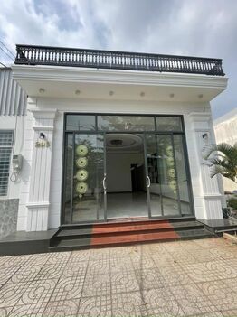 CHO THUÊ NHÀ MẶT TIỀN TRẦN HOÀNG NA ĐỐI DIỆN BẾN XE MỚI CẦN THƠ