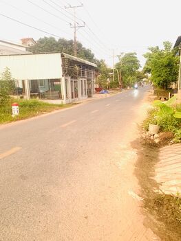 Bán đất mặt tiền đường Bùi Hữu Nghĩa gần chợ Miếu Ông.