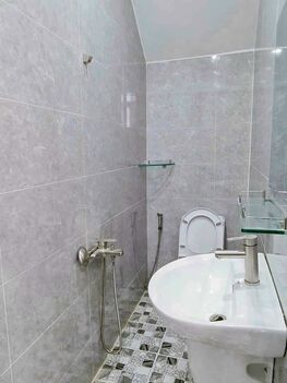 BÁN 2 CĂN NHÀ MẶT TIỀN ĐƯỜNG LÀNG HOA BÀ BỘ , QUẬN BÌNH THUỶ, TP. CẦN THƠ