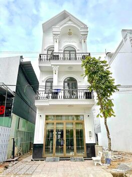 BÁN NHÀ 2 LẦU MƯƠNG HỞ - ĐƯỜNG SỐ 12 KHU VH TÂY ĐÔ - HƯNG THẠNH - CÁI RĂNG - TP CẦN THƠ.