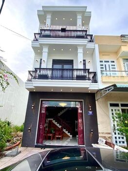 Định cư nước ngoài cần bán nhà ở khu dân cư Hồng Loan