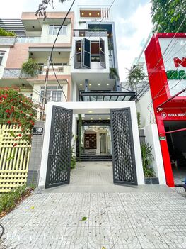 NHÀ 5 TẦNG MẶT TIỀN ĐƯỜNG NGUYỄN VĂN CỪ NỐI DÀI - ĐOẠN KDC HỒNG PHÁT