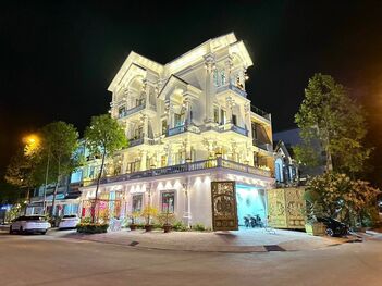 ☘️☘️☘️ BIỆT THỰ 4 TẦNG - GÓC 2 MẶT TIỀN KDC HỒNG PHÁT THÔNG RA ĐƯỜNG TRẦN HOÀNG NA