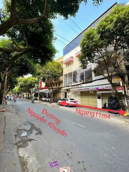 BÁN NHÀ 1TRỆT 3LẦU - MẶT TIỀN NGANG RỘNG HƠN 11 MÉT - KDoanh thả ga tại nhà, ngay trung tâm, gần sát Trường Ngô Quyền - Châu Văn Liêm,....