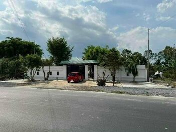 BIỆT THỰ SÂN VƯỜN MẶT TIỀN QUỐC LỘ 1A, VĨNH LONG