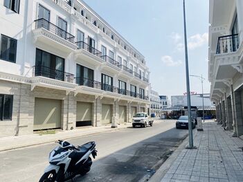 Bán nhà 1 trệt 3 lầu chợ Thới Lai, Cần Thơ