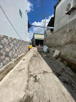 NỀN THỔ CƯ CÁCH CMT8 CHÂN CẦU BÌNH THUỶ  100M