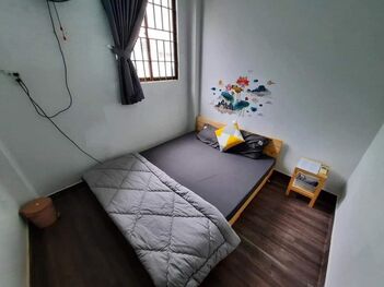 cho thuê nhà 4 phòng ngủ ngay trung tâm thuận tiện kinh doanh