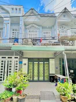 BÁN NHÀ 1 TRỆ 1 LẦU KDC THỚI NHỰT 1, KẾ TRƯỜNG ĐẠI HỌC Y DƯỢC CẦN THƠ