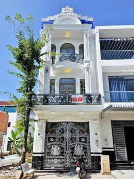 ☘️☘️☘️ NHÀ 2 LẦU VÀ SÂN THƯỢNG TUYỆT ĐẸP KDC VĂN HOÁ TÂY ĐÔ