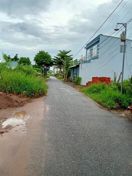 ???????? 1ty500 Giảm còn 1ty300tr ????????NỀN ĐẸP MẶT TIỀN NGUYỄN VIẾT XUÂN ???? 5X34=172m2 CO 40M ODT, CÒN LẠI CÂY LÂU NĂM _LỘ NHỰA 6M  _ĐƯỜNG NGUYỄN VIẾT, XUÂN KV1, TRÀ AN BÌNH THỦY, CẦN THƠ  _HƯỚNG ĐÔNG NAM _NHẬN KÝ GỬI BĐS  _LH0783969773