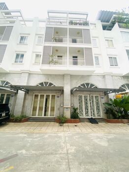 Cho thuê Nhà mặt tiền mới đẹp KDC Hưng Phú, Cần Thơ