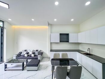 CẦN TIỀN GIẢM GẤP 300 TRIỆU - NHÀ TRỆT LẦU TRỤC CHÍNH HẺM 388