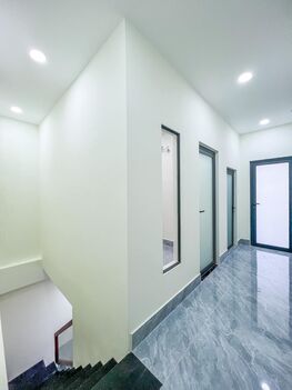 CẦN TIỀN GIẢM GẤP 300 TRIỆU - NHÀ TRỆT LẦU TRỤC CHÍNH HẺM 388