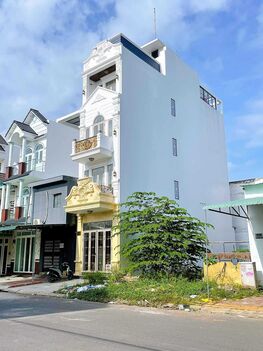GIẢM 1 TỶ NHÀ 4 LẦU + THANG MÁY ĐƯỜNG SỐ 3, KHU TĐC ĐH Y DƯỢC CT - 7,6 TỶ (TL nhẹ)