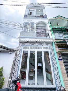 NHÀ TRỆT 2 LẦU HẺM 304 ĐƯỜNG TẦM VU - BỜ KÈ ĐÃ NÂNG CẤP