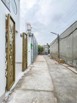 BÁN NHÀ TRỆT LẦU HẺM 141 ĐƯỜNG LÊ VĂN SÔ CÁCH CHỢ CẦU VÁN 200M