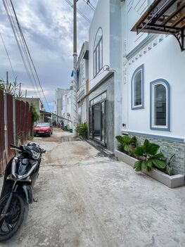 NHÀ MỚI XÂY 1 TRỆT 1 LẦU HẺM 567 ĐƯỜNG CẶP BỜ HỒ HỒ BÚN SÁNG - AN KHÁNH, NINH KIỀU, CẦN THƠ