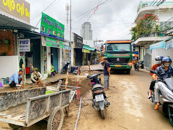 CẶP NHÀ LẦU MẶT TIỀN NGUYỄN THỊ MINH KHAI GẦN CHỢ XUÂN KHÁNH VIEW BỜ KÈ SÔNG LỚN