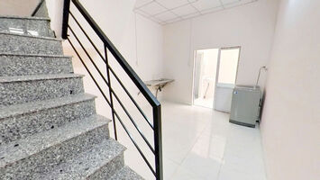 Nhà 1 trệt 1 lầu giá 4,6 tr hẻm 278 Tầm Vu