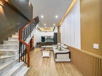 BÁN NHÀ 1T2L đúc mới, FULL NỘI THẤT đẹp & sang trọng- KDC ĐHYD