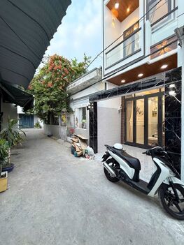 NHÀ LẦU 3 P.NGỦ - HẺM 218 TRẦN HƯNG ĐẠO - NINH KIỀU - CẦN THƠ