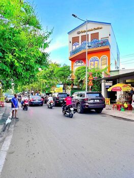 BÁN NHÀ mới đẹp, TẶNG NGUYÊN QUÁN ĐANG KD, vị trí HOT nhất Cần Thơ
