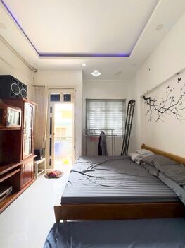BÁN Nhà 1T1L đúc, TRỤC CHÍNH HẺM RỘNG, gần sát Lotte Mậu Thân, sổ hoàn công