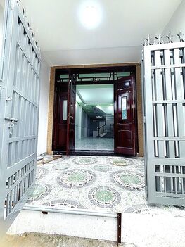 CHO THUÊ nguyên căn Nhà 2 Lầu, cách Chợ  TRẦN QUANG DIỆU chỉ 70m - BÌNH THUỶ