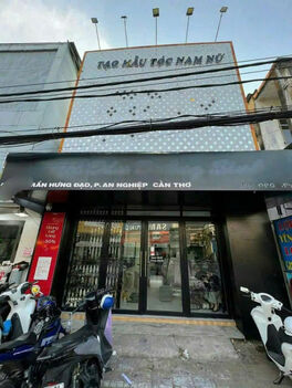 Cho thuê nhà trệt ngang 5m mặt tiền trần hưng đạo gần cầu nhị kiều giá 30 triệu