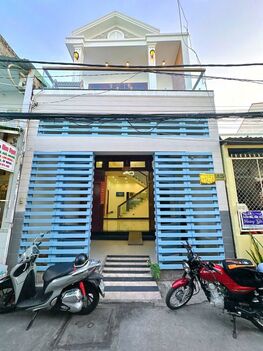 BÁN NHÀ LẦU - DT RẤT RỘNG & ĐẸP. Nằm gần Chợ Mít Nài & Đại Học Cần Thơ.