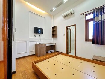 BÁN NHÀ LẦU - DT RẤT RỘNG & ĐẸP. Nằm gần Chợ Mít Nài & Đại Học Cần Thơ.